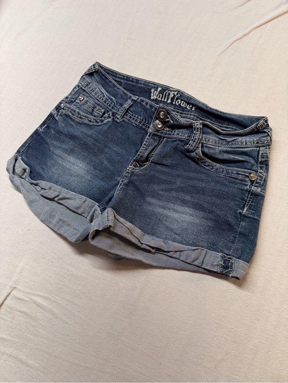 Wallflower Women's Blue Rolled Cuff Denim Shorts